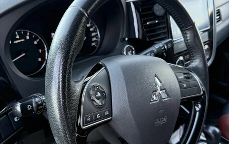Mitsubishi Outlander III рестайлинг 3, 2018 год, 1 500 000 рублей, 32 фотография