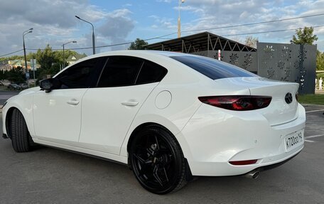 Mazda 3, 2020 год, 2 050 000 рублей, 3 фотография