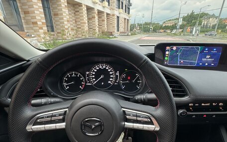Mazda 3, 2020 год, 2 050 000 рублей, 28 фотография