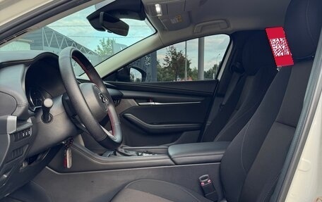 Mazda 3, 2020 год, 2 050 000 рублей, 25 фотография
