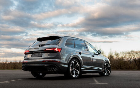 Audi SQ7, 2021 год, 8 999 999 рублей, 4 фотография