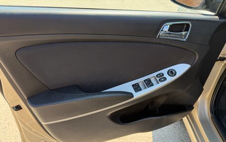 Hyundai Solaris II рестайлинг, 2013 год, 785 000 рублей, 9 фотография