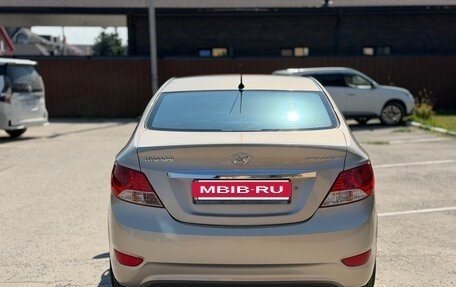 Hyundai Solaris II рестайлинг, 2013 год, 785 000 рублей, 3 фотография
