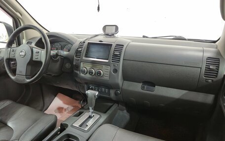 Nissan Navara (Frontier), 2007 год, 960 000 рублей, 15 фотография