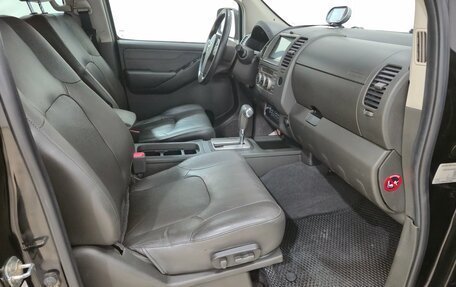 Nissan Navara (Frontier), 2007 год, 960 000 рублей, 16 фотография