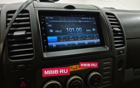 Nissan Navara (Frontier), 2007 год, 960 000 рублей, 20 фотография