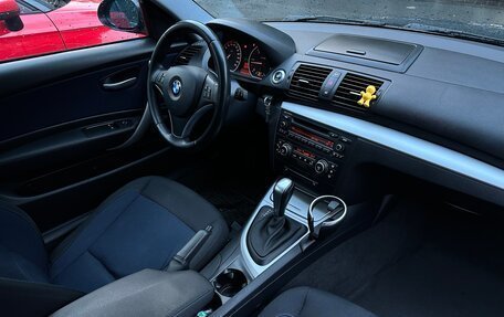 BMW 1 серия, 2009 год, 1 500 000 рублей, 12 фотография