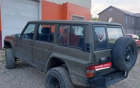 Nissan Patrol, 1990 год, 715 000 рублей, 3 фотография