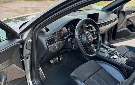 Audi A4, 2019 год, 2 300 000 рублей, 7 фотография
