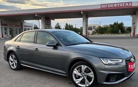 Audi A4, 2019 год, 2 300 000 рублей, 4 фотография