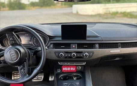 Audi A4, 2019 год, 2 300 000 рублей, 9 фотография
