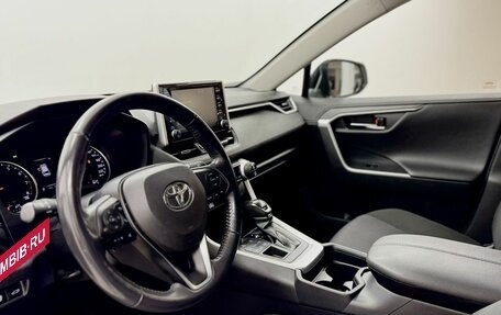 Toyota RAV4, 2020 год, 3 925 000 рублей, 11 фотография