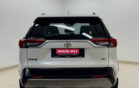 Toyota RAV4, 2020 год, 3 925 000 рублей, 5 фотография