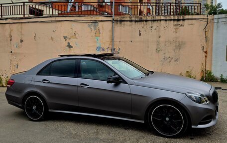 Mercedes-Benz E-Класс, 2015 год, 3 200 000 рублей, 5 фотография