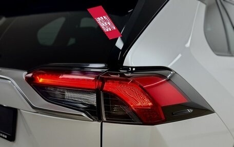 Toyota RAV4, 2020 год, 3 925 000 рублей, 10 фотография