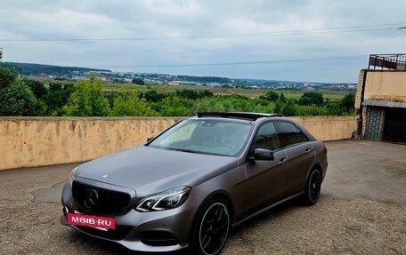 Mercedes-Benz E-Класс, 2015 год, 3 200 000 рублей, 7 фотография