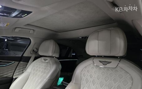 Bentley Flying Spur, 2022 год, 19 400 000 рублей, 13 фотография