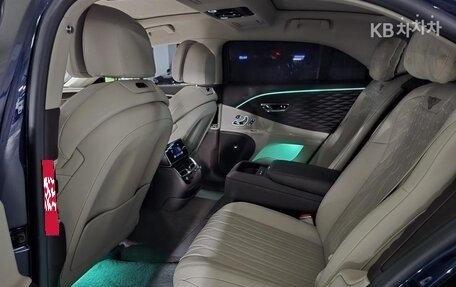 Bentley Flying Spur, 2022 год, 19 400 000 рублей, 14 фотография