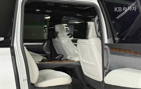 Cadillac Escalade V, 2026 год, 22 500 000 рублей, 12 фотография