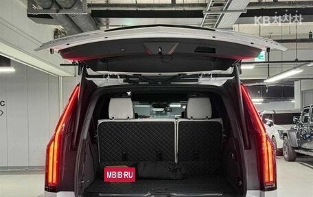 Cadillac Escalade V, 2026 год, 22 500 000 рублей, 17 фотография