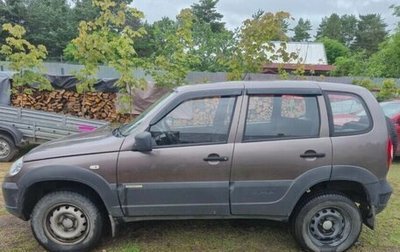 Chevrolet Niva I рестайлинг, 2015 год, 280 000 рублей, 1 фотография