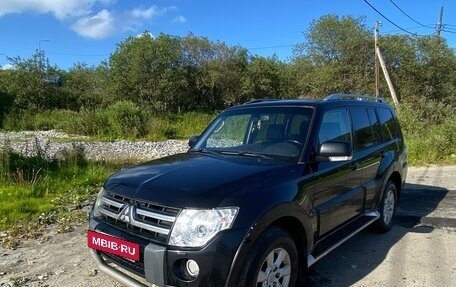 Mitsubishi Pajero IV, 2010 год, 1 650 000 рублей, 2 фотография