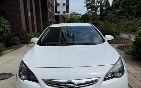 Opel Astra J, 2014 год, 1 250 000 рублей, 4 фотография