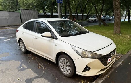 Hyundai Solaris II рестайлинг, 2020 год, 900 000 рублей, 8 фотография