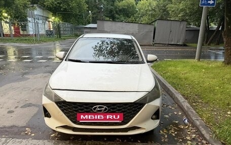 Hyundai Solaris II рестайлинг, 2020 год, 900 000 рублей, 6 фотография