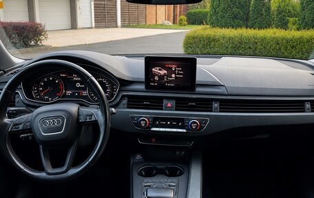 Audi A4, 2018 год, 2 950 000 рублей, 6 фотография