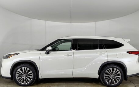 Toyota Highlander, 2020 год, 4 500 000 рублей, 4 фотография