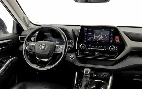 Toyota Highlander, 2020 год, 4 500 000 рублей, 11 фотография