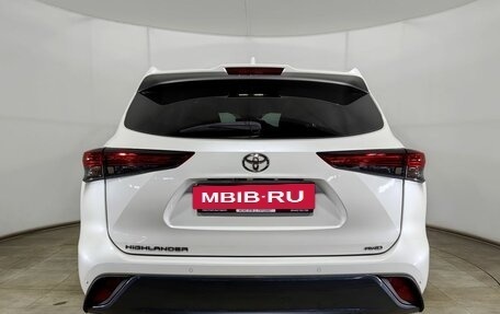 Toyota Highlander, 2020 год, 4 500 000 рублей, 6 фотография