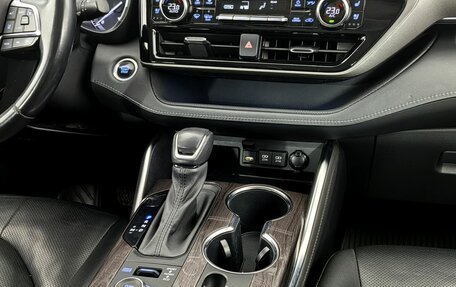 Toyota Highlander, 2020 год, 4 500 000 рублей, 12 фотография