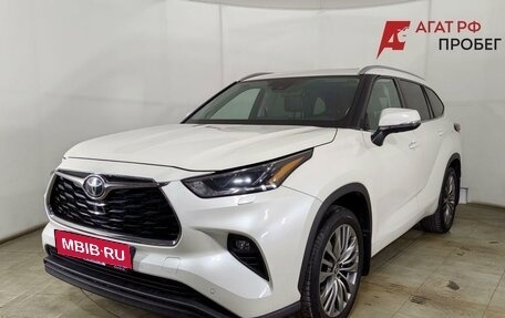 Toyota Highlander, 2020 год, 4 500 000 рублей, 3 фотография