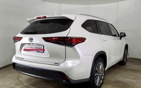 Toyota Highlander, 2020 год, 4 500 000 рублей, 7 фотография