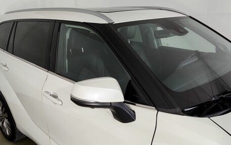 Toyota Highlander, 2020 год, 4 500 000 рублей, 21 фотография