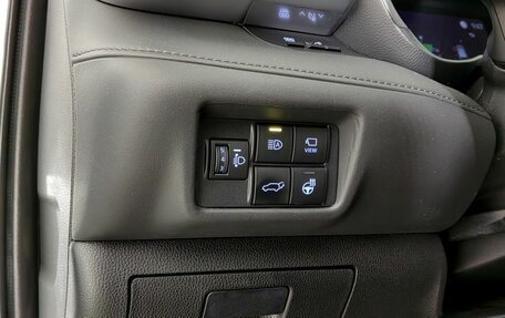 Toyota Highlander, 2020 год, 4 500 000 рублей, 20 фотография
