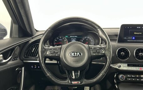KIA Stinger I, 2019 год, 2 700 000 рублей, 21 фотография