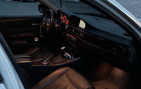 BMW 3 серия, 2010 год, 1 200 000 рублей, 12 фотография