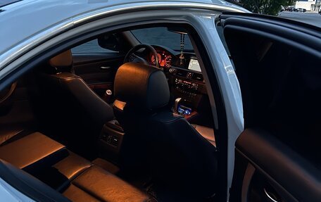 BMW 3 серия, 2010 год, 1 200 000 рублей, 14 фотография