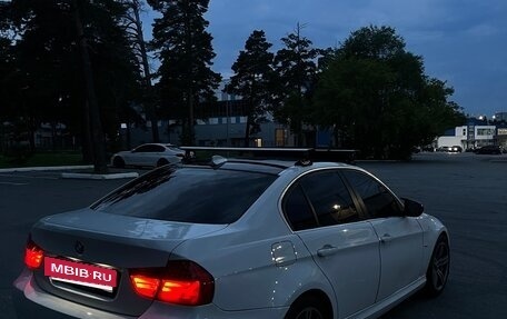 BMW 3 серия, 2010 год, 1 200 000 рублей, 11 фотография