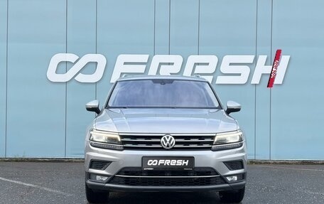 Volkswagen Tiguan II, 2017 год, 2 654 000 рублей, 3 фотография