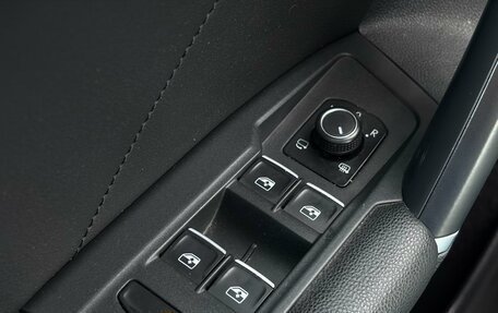 Volkswagen Tiguan II, 2017 год, 2 654 000 рублей, 13 фотография