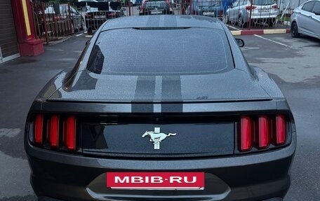 Ford Mustang VI рестайлинг, 2015 год, 2 550 000 рублей, 4 фотография