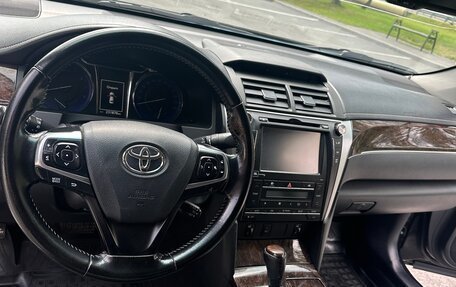 Toyota Camry, 2017 год, 2 220 000 рублей, 7 фотография