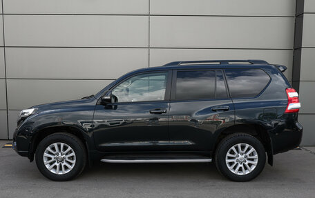 Toyota Land Cruiser Prado 150 рестайлинг 2, 2015 год, 4 749 000 рублей, 8 фотография
