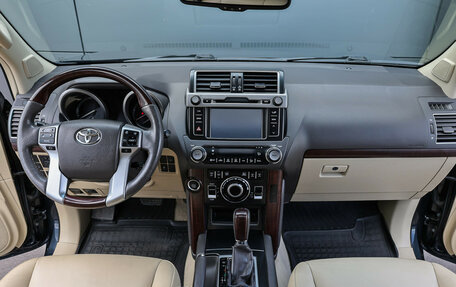 Toyota Land Cruiser Prado 150 рестайлинг 2, 2015 год, 4 749 000 рублей, 16 фотография