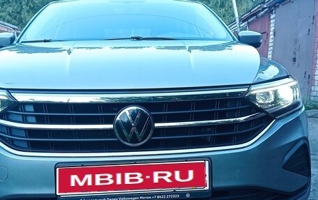 Volkswagen Polo VI (EU Market), 2021 год, 1 950 000 рублей, 1 фотография