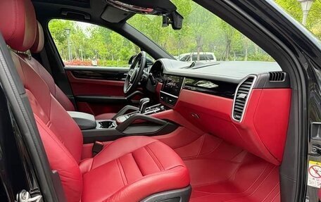 Porsche Cayenne III, 2022 год, 6 741 252 рублей, 7 фотография